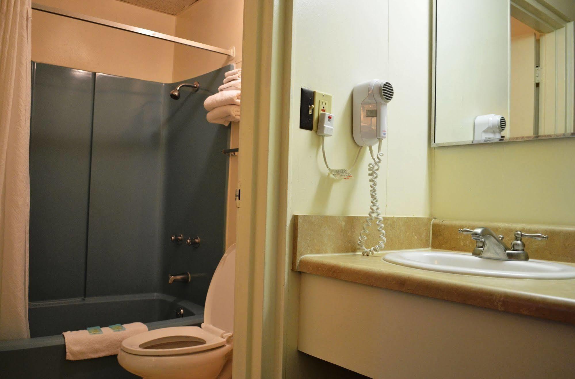 Economy Inn Bluefield Esterno foto